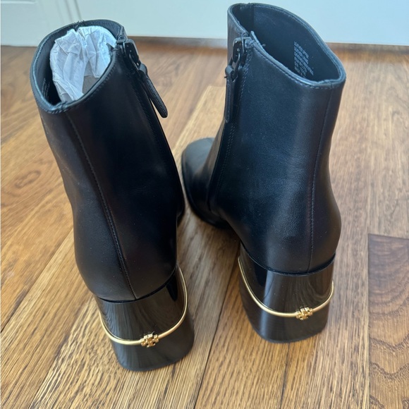 Tory Burch Black Ankle Boots, size 8.5! - Picture 3 of 5